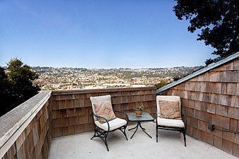 View 1 :: 453 Jackson Street