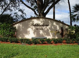992 SW Squire Johns Ln, Palm City, FL 34990