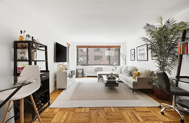 Sold by Compass | media 9