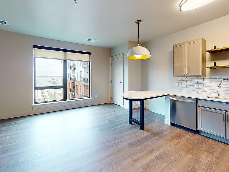 Studio - Unit 403 - Kitchen
