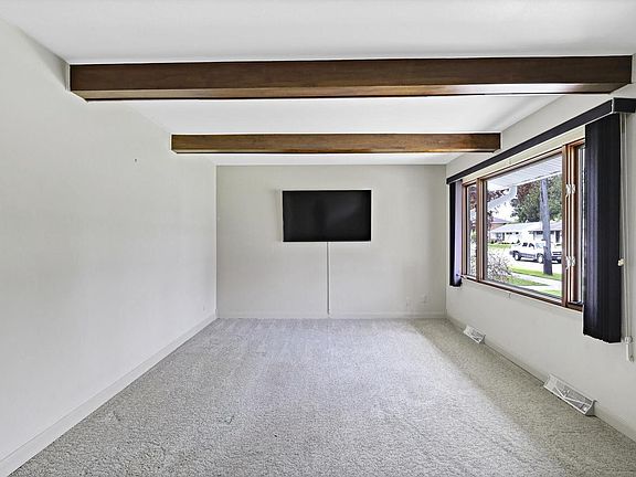 5th image of 1718 Nagle AVENUE