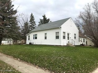 603 1st St E, Fosston, MN 56542