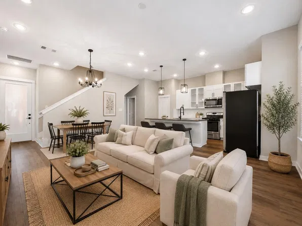 8451 Berry Brush Ln, Houston, TX 77022