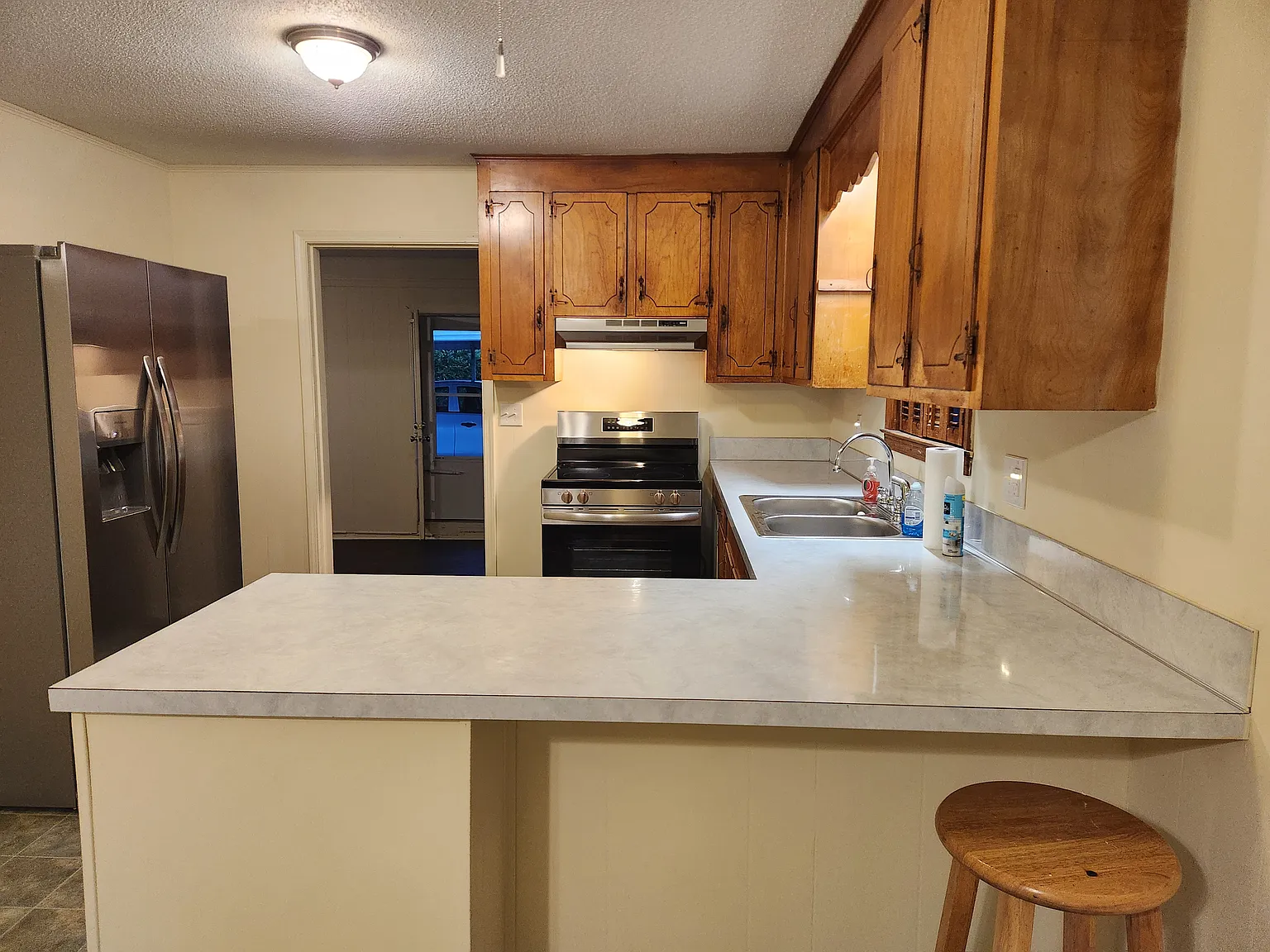 3 bed, 1.5 bath, 1486 sqft, $1,500 — Photo 4