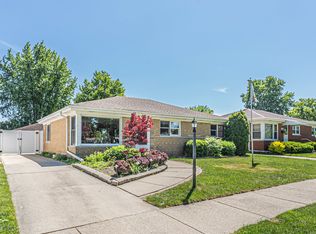 145 Princeton St, Des Plaines, IL 60016