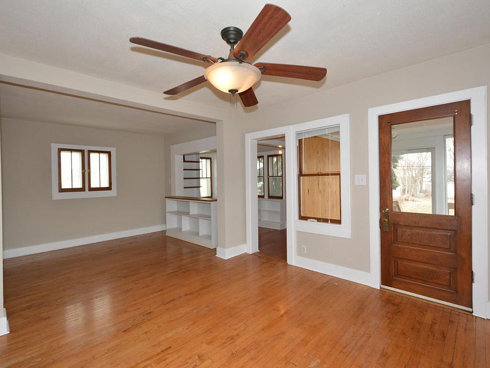 1st image of 6921 W Rogers St