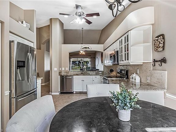 4th image of 8468 Ibis Cove Cir #B-266