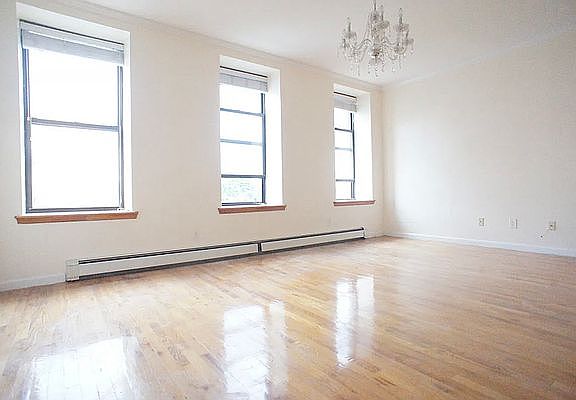 2nd image of 2146 5th Ave #2
