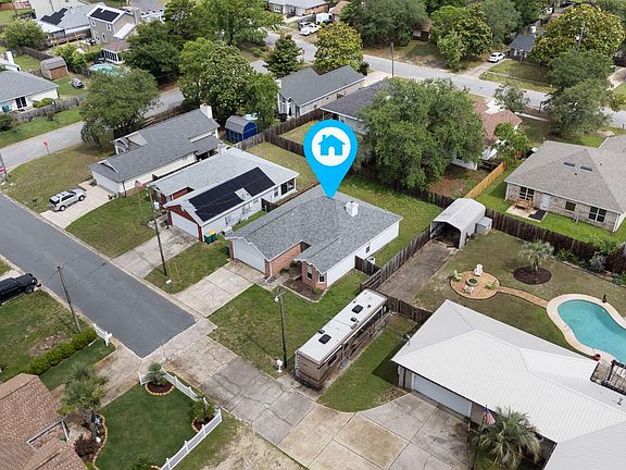 3rd image of 305 W Danielle Ct