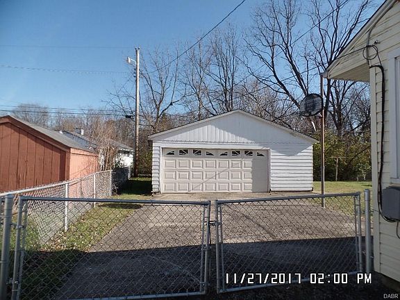 2nd image of 3406 Brumbaugh Blvd