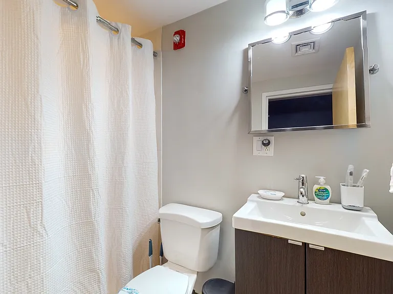 15 Union St #1 — Photo 9