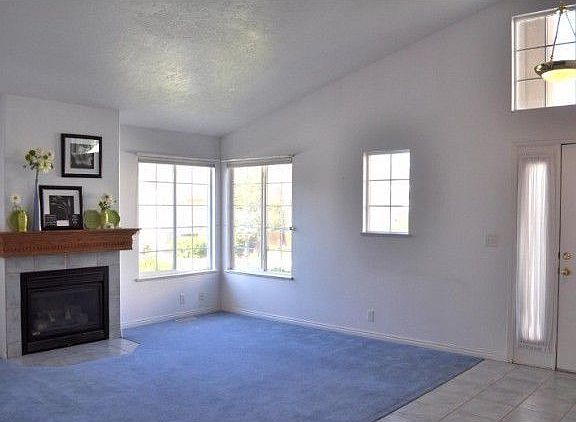 4th image of 381 E Marina Cir
