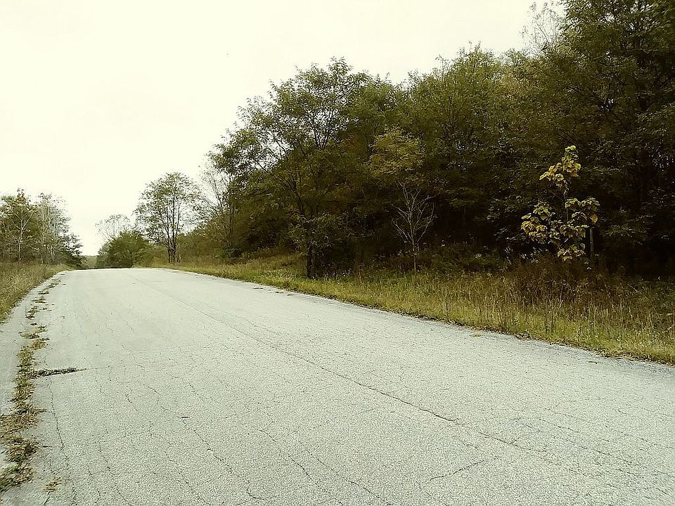 2nd image of Forest Shore Dr #16