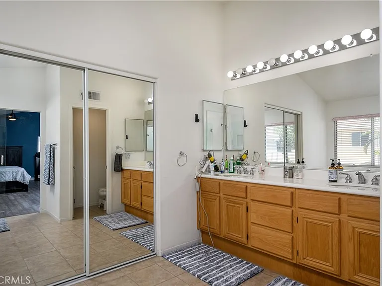 2587 Macbeth Ave — Photo 7