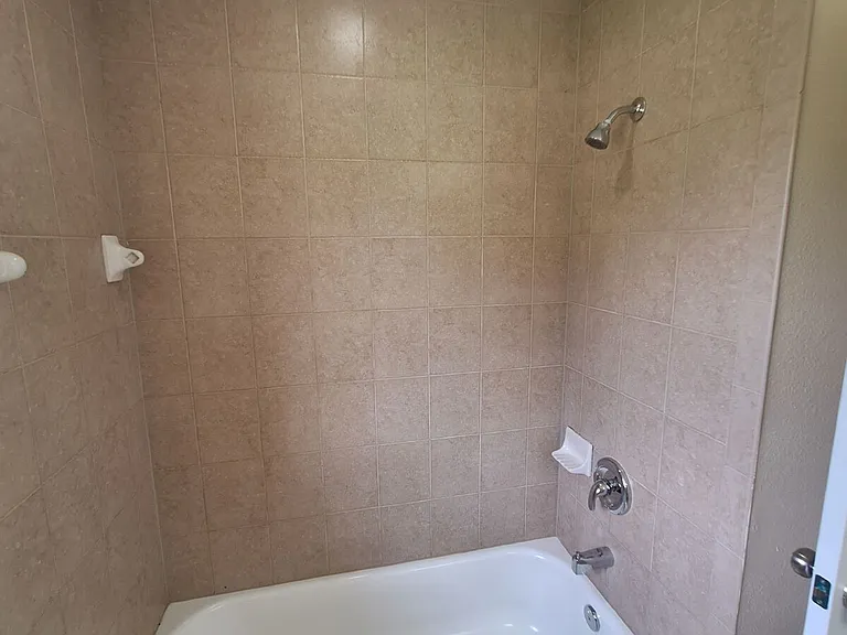 1220 Waycross St — Photo 28