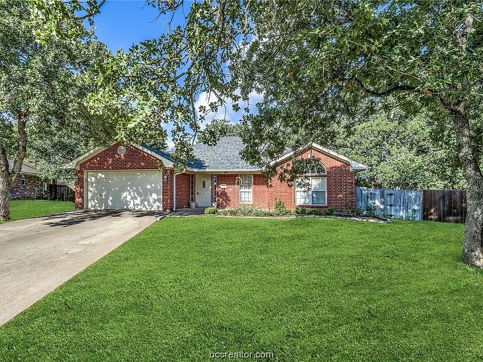 1st image of 3826 Stony Creek Ln
