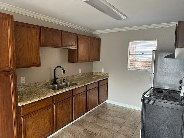 Twelve Canfield Place — Photo 2