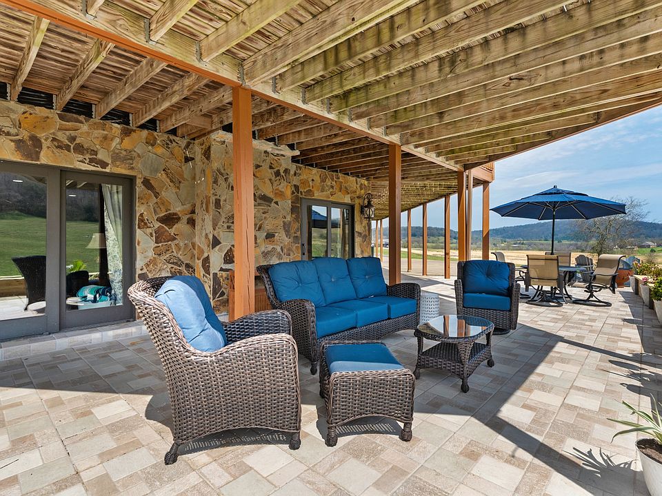 49th image of 2063 Kennedy Creek Rd