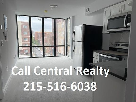 4th image of 222 N 11th St #B