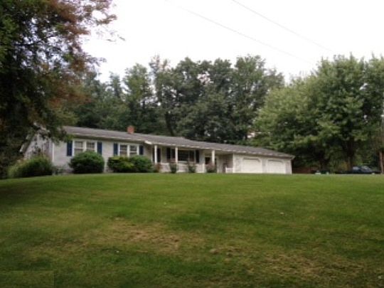 2nd image of 282 Dumb Hundred Rd
