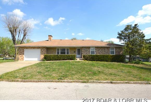 1st image of 203 E Brentwood Ave