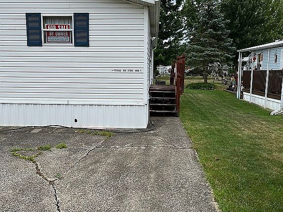 3rd image of 10104 Lady Catherine St