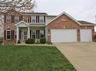 55 Moorgate Ct, Saint Peters, MO 63376