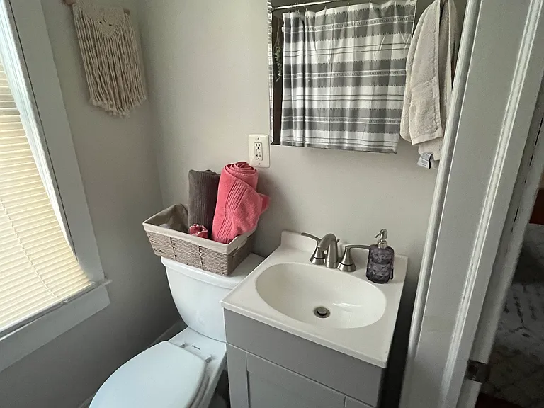 406 S Patterson Park Ave #2B — Photo 9