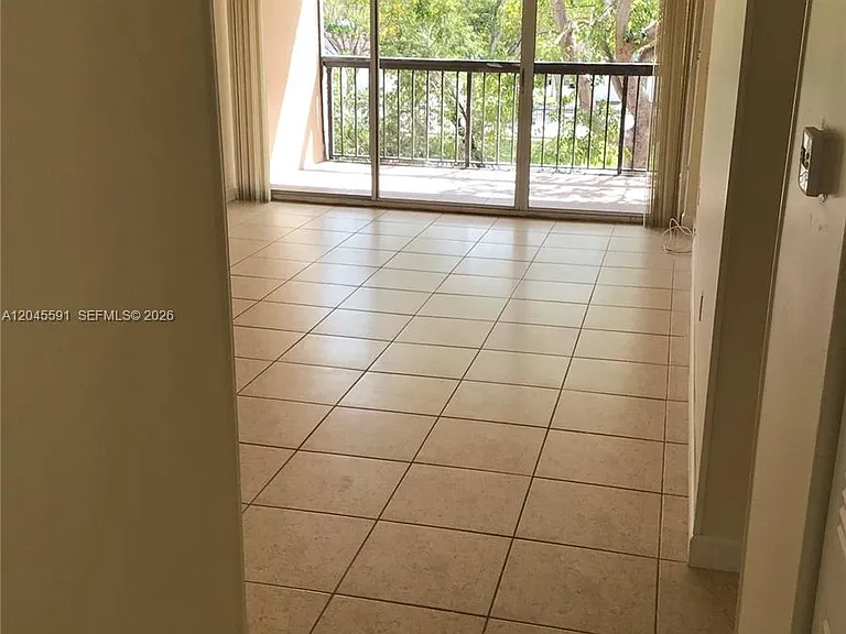 10975 SW 107th St #302 — Photo 20