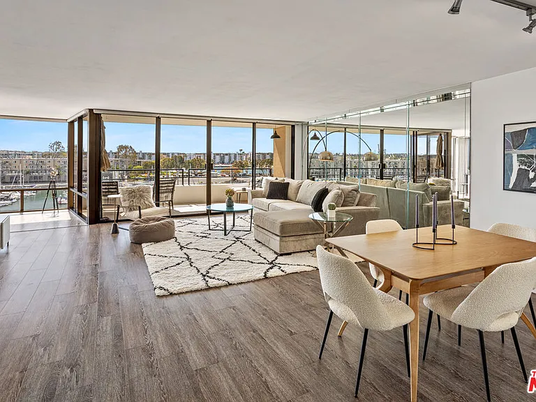 4267 Marina City Dr #106 — Photo 12