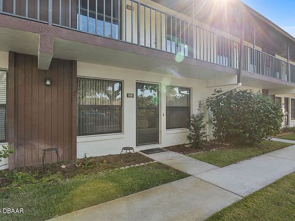 3rd image of 112 La Costa Ln #115