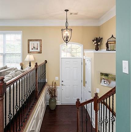 3rd image of 2471 Natoma Ct SE #9