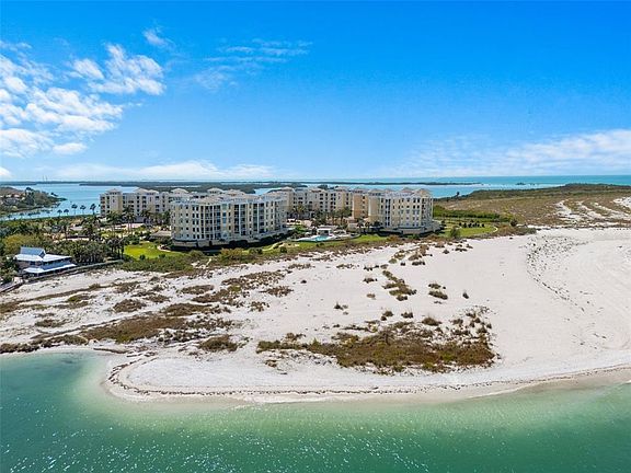 3rd image of 650 Collany Rd Unit 405