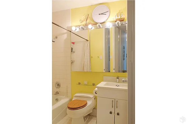 Rented by Halstead Real Estate | media 20