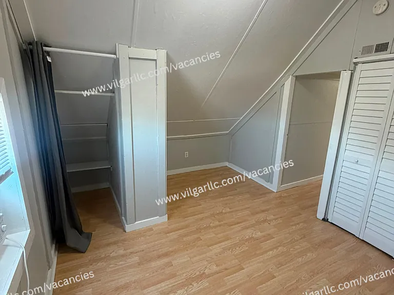 3910 Deodar St — Photo 23
