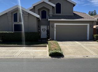 2310 Fallwater Ln, Carmichael, CA 95608