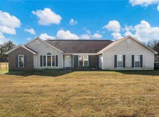 11 Farmbrook Dr, Fort Mitchell, AL 36856