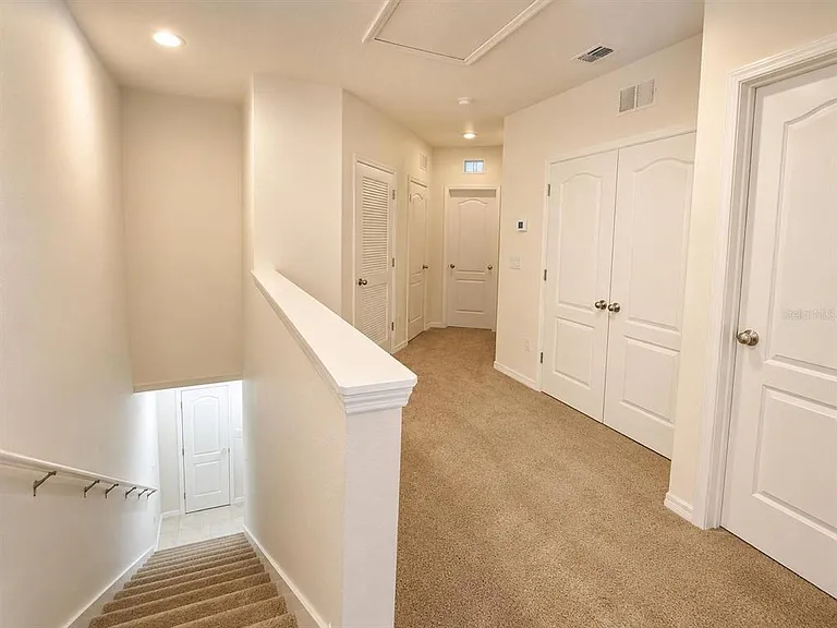 9040 Pinales Way — Photo 7