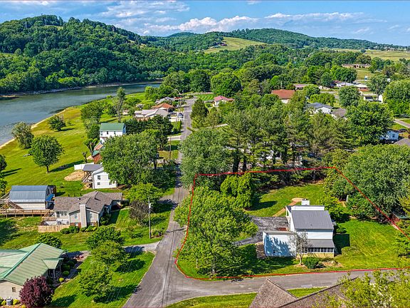 3rd image of 249 Holston View Dr