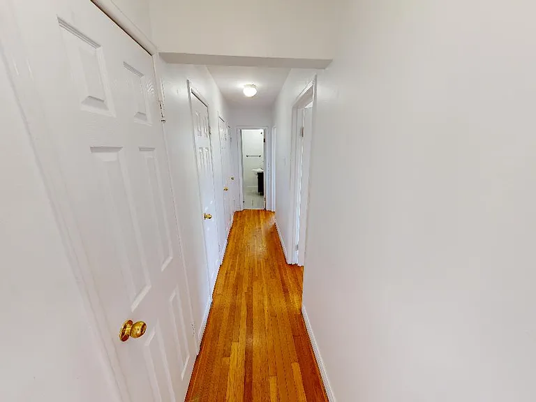 3103 Connaught Ave #12 — Photo 8