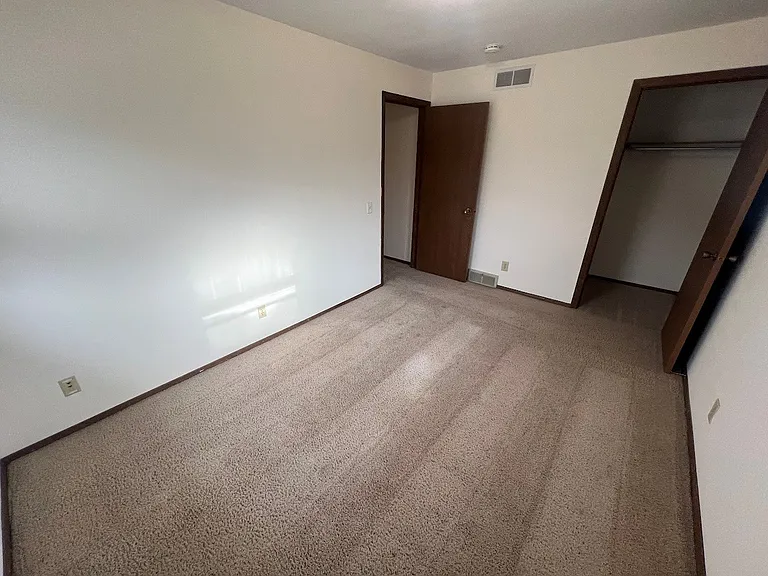 5228 Trafalger Pl — Photo 21