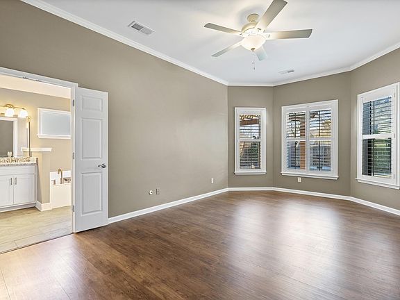 5th image of 55 Lewis Fairway Cir