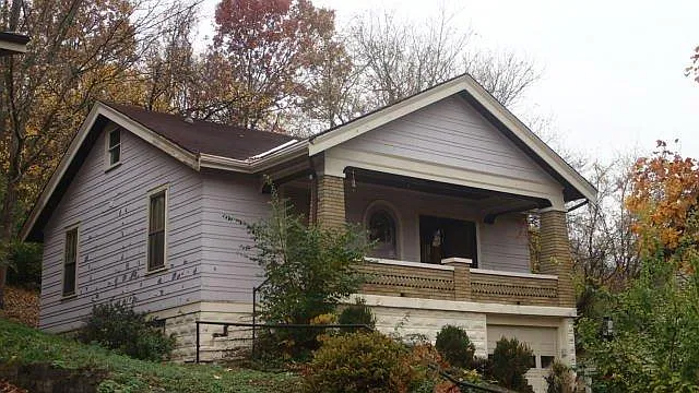 9 Kentucky Dr photo 1