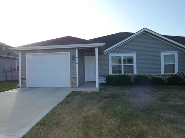 9229 N Gower Ave, Kansas City, MO 64154