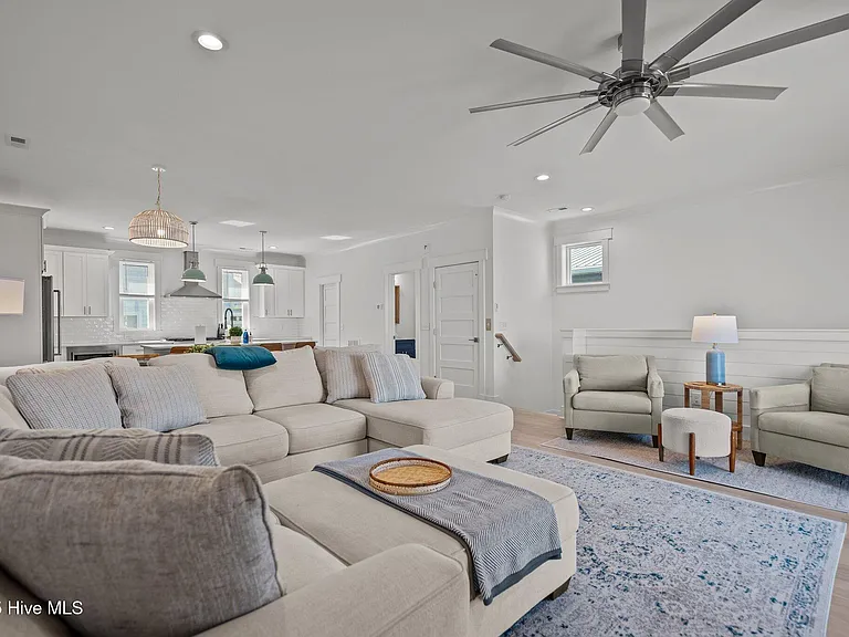 1622 Swordfish Ln #1 — Photo 30