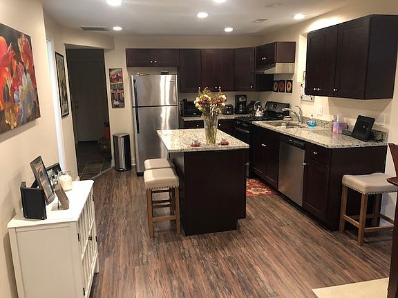 3rd image of 3853 N Greenview Ave #G