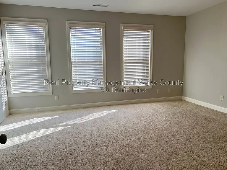 421 Rams Loop — Photo 32