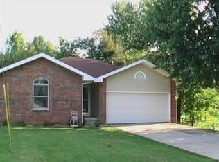 1116 E Livingston Ct, Springfield, MO 65803