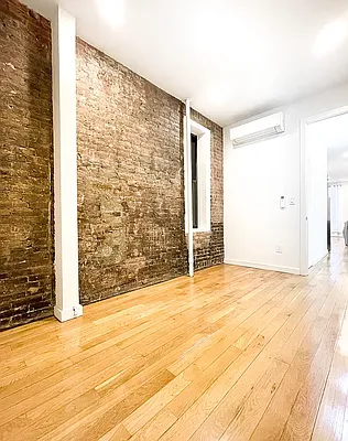 Rented by Voro, LLC | media 5