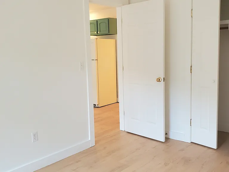 79 Gloucester Hill Rd — Photo 4